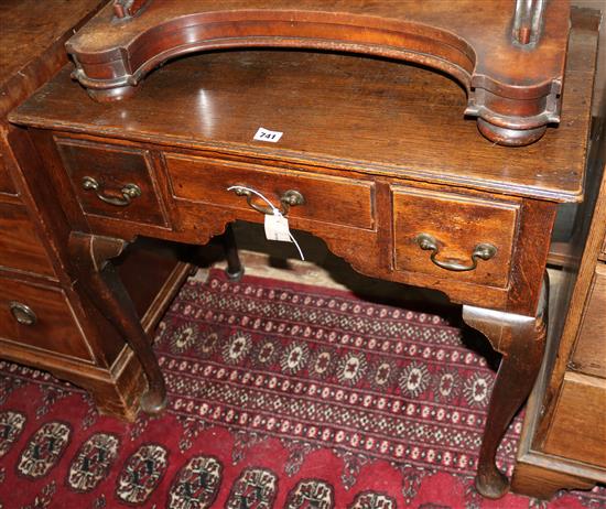 Victorian oak lowboy